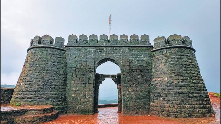 Tourists allowed to visit Vishalgad